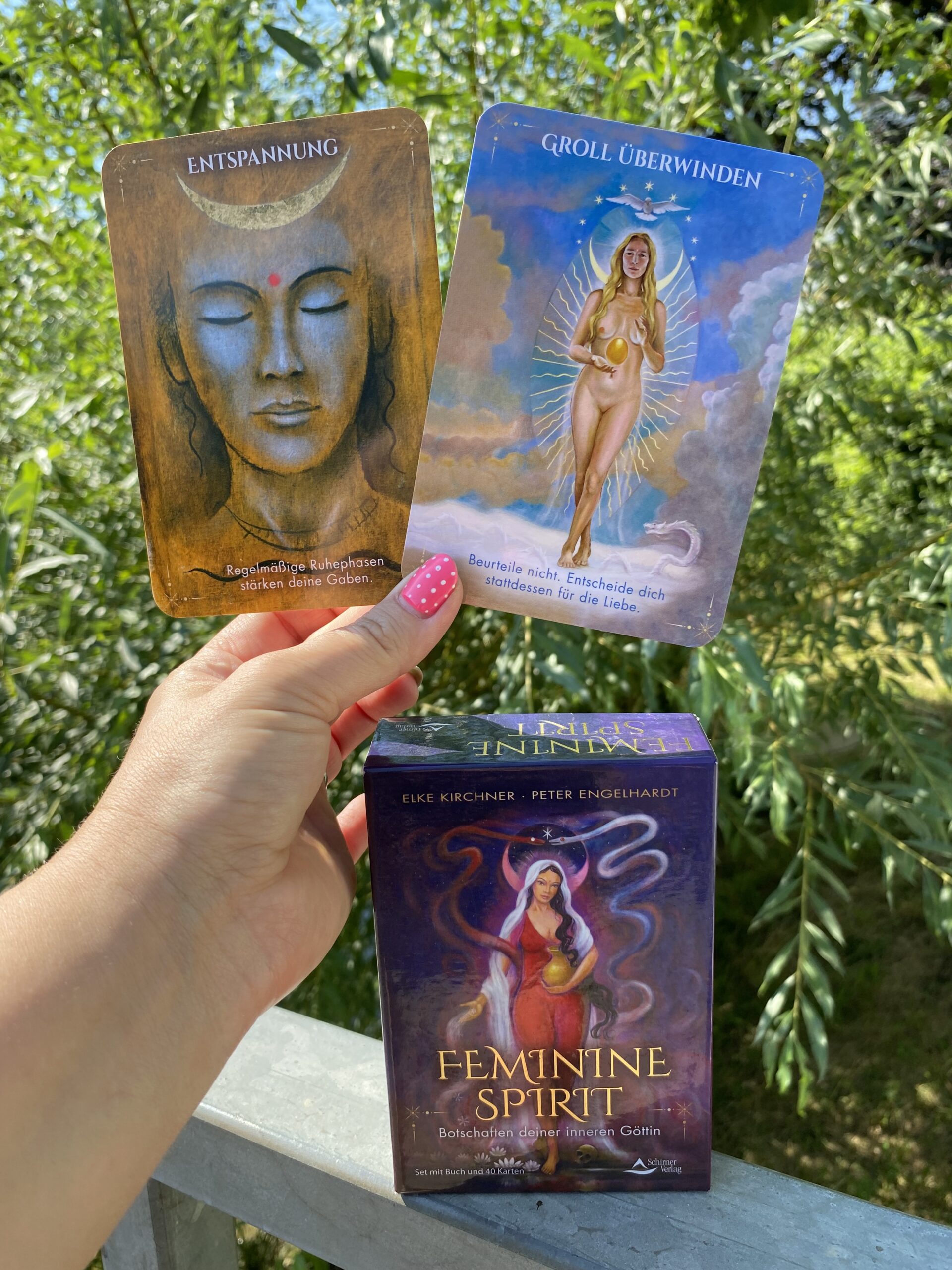 <strong> Kartenset - Feminine Spirit Botschaften deiner inneren Göttin</strong>